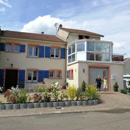 Chez Violette Apartment Destry Екстериор снимка