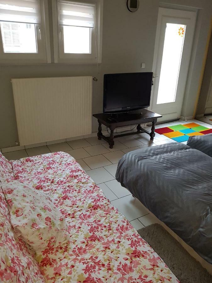 Chez Violette Apartment Destry Екстериор снимка