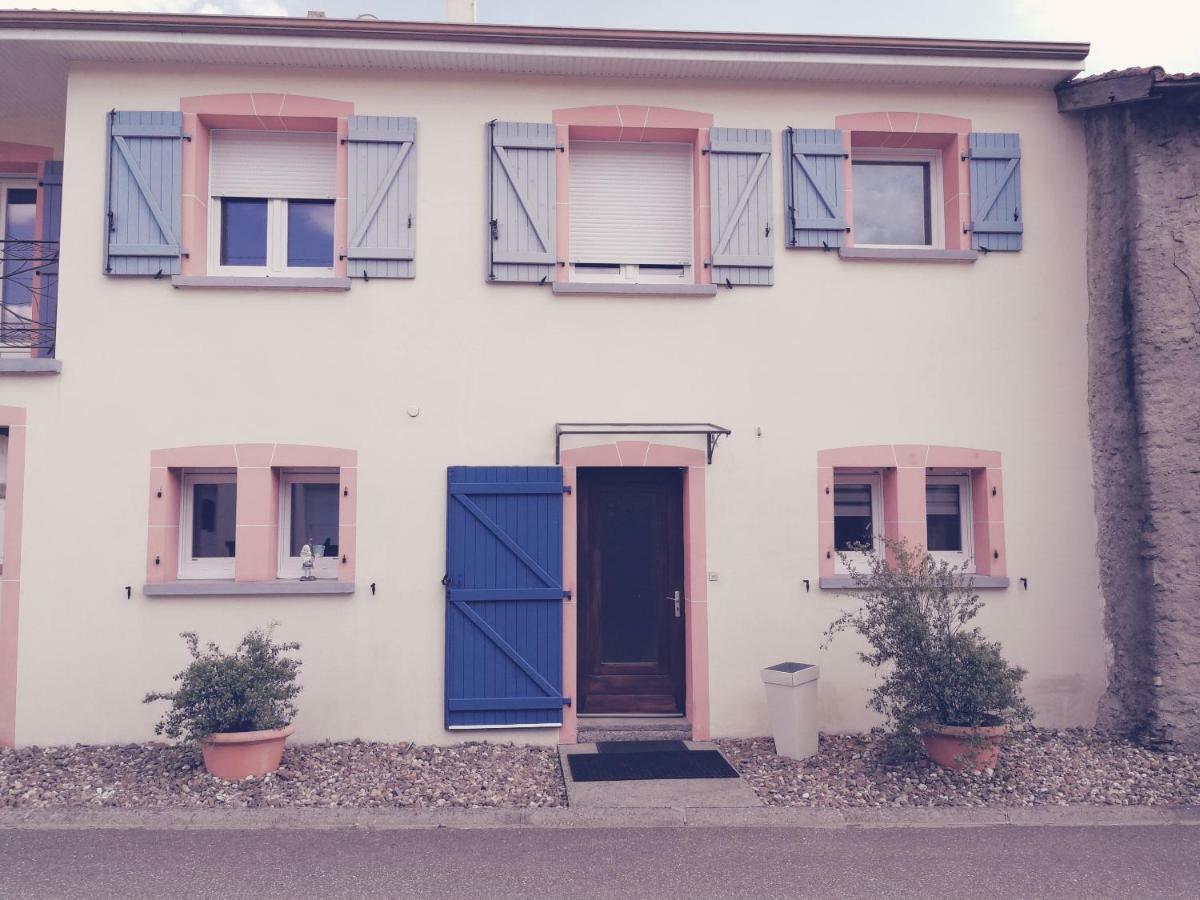 Chez Violette Apartment Destry Екстериор снимка